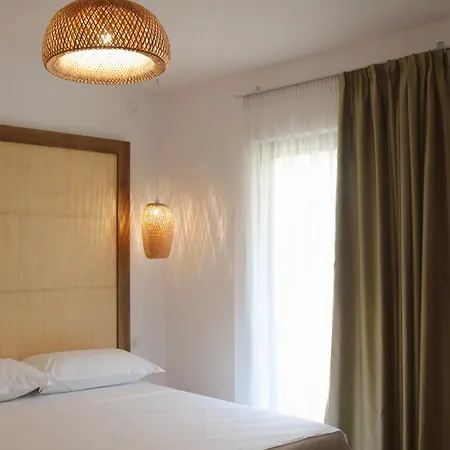 Noima & Hotel Velipojë