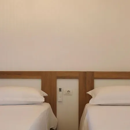 Hotel Noima &