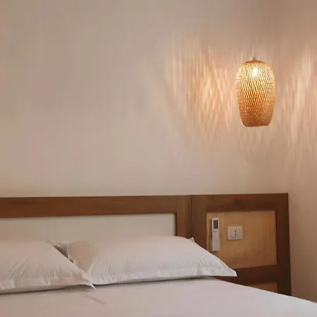 Noima & Hotel Velipojë